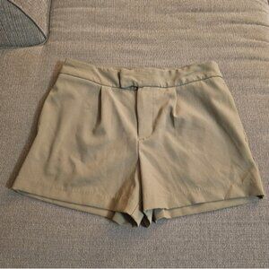 A New Day Light Olive Green Stretch Casual Cute High Rise Shorts Size 12